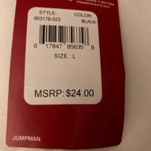 BRAND NEW NEVER WORN JORDAN SHIRT 😍 - Picture 3 of 3